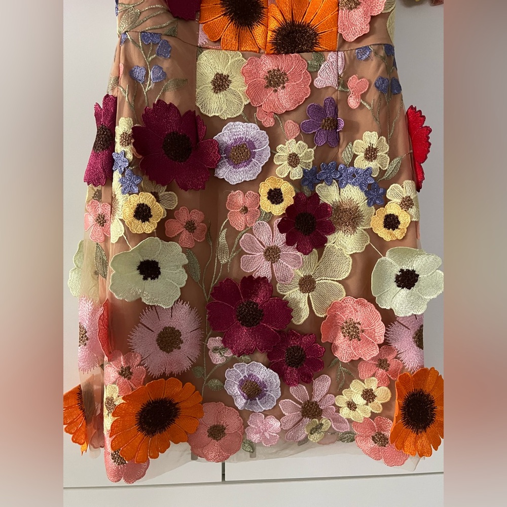 Elliatt Rosalind Dress - Picture 4 of 6